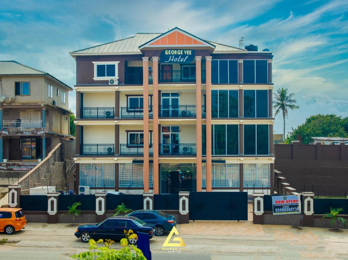 George Vee Hotel Ltd คูมาซี ภายนอก รูปภาพ